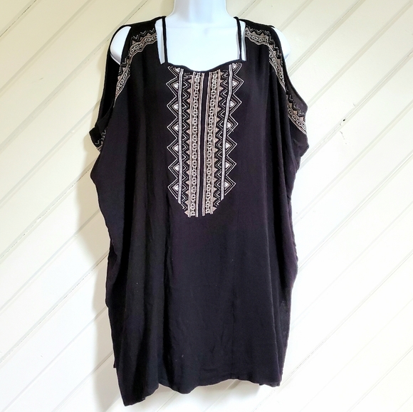 F21 Boho Crepey Cold Shoulder Tunic - Picture 8 of 8